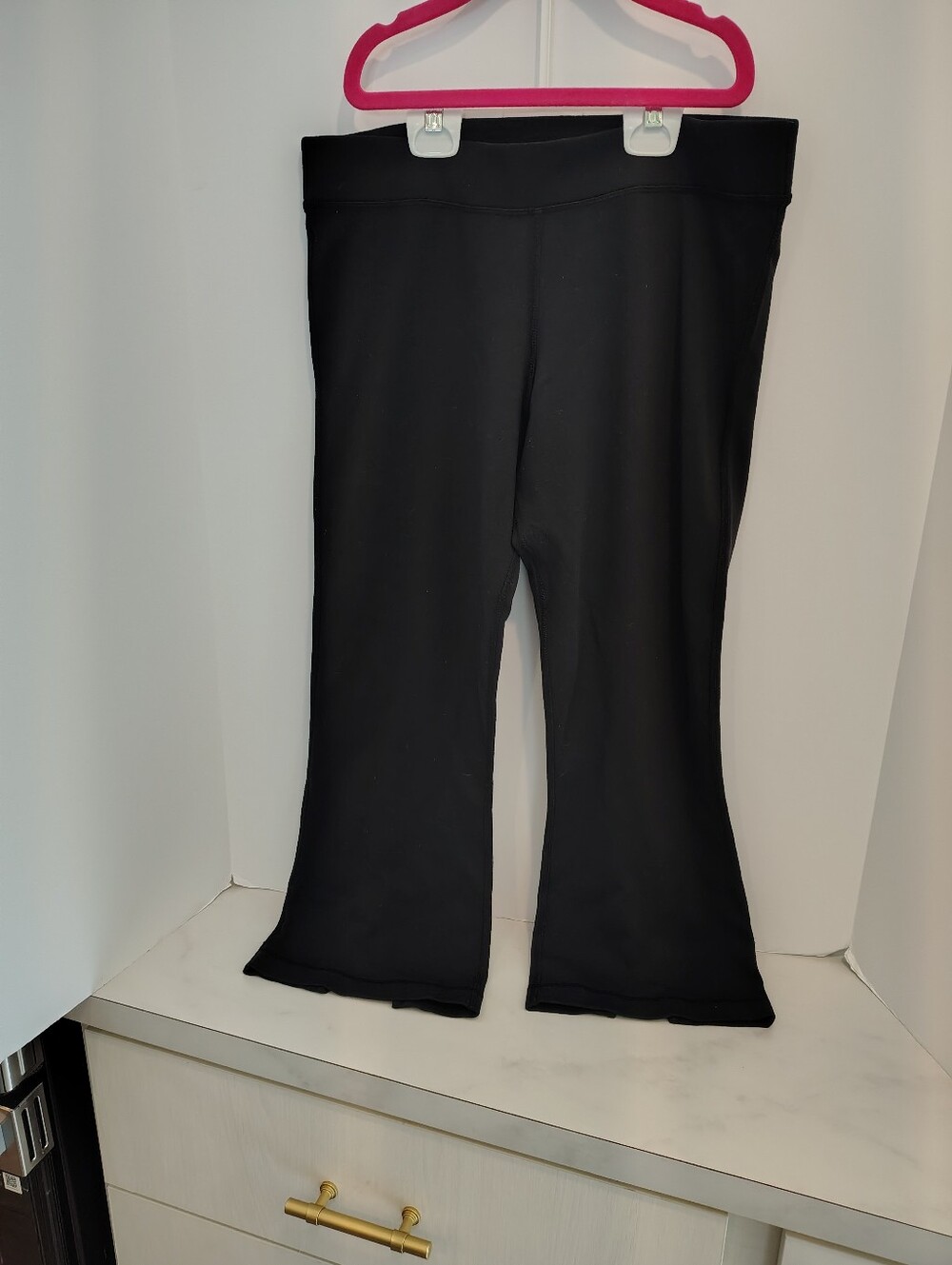 Lululemon Split Hem Cropped Leggings Black Mid Rise Capri Flare